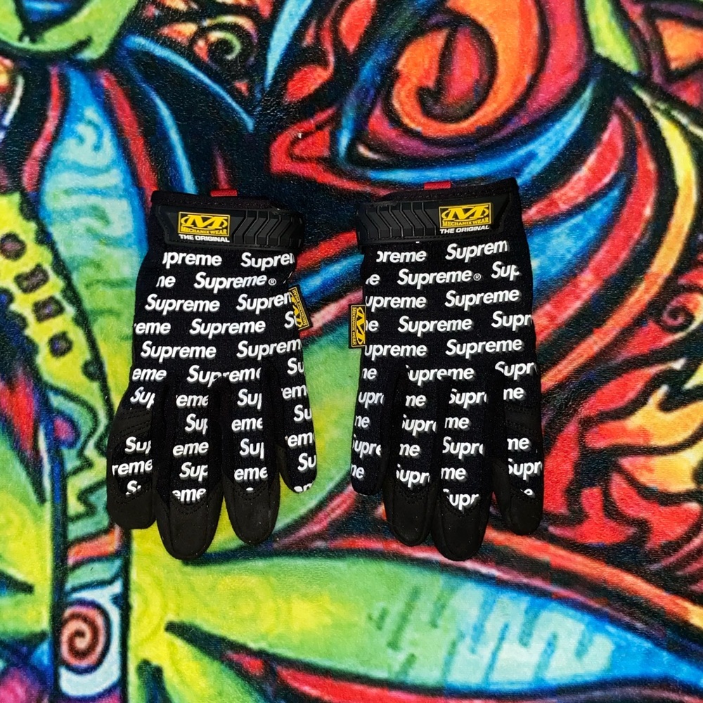 Supreme black mechanics gloves